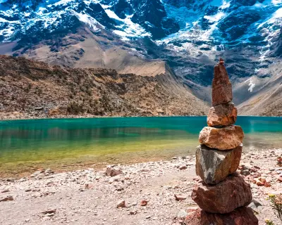 Laguna Humantay turquesa